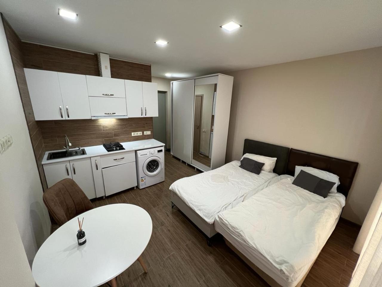 Hotel Paris Batumi Zewnętrze zdjęcie